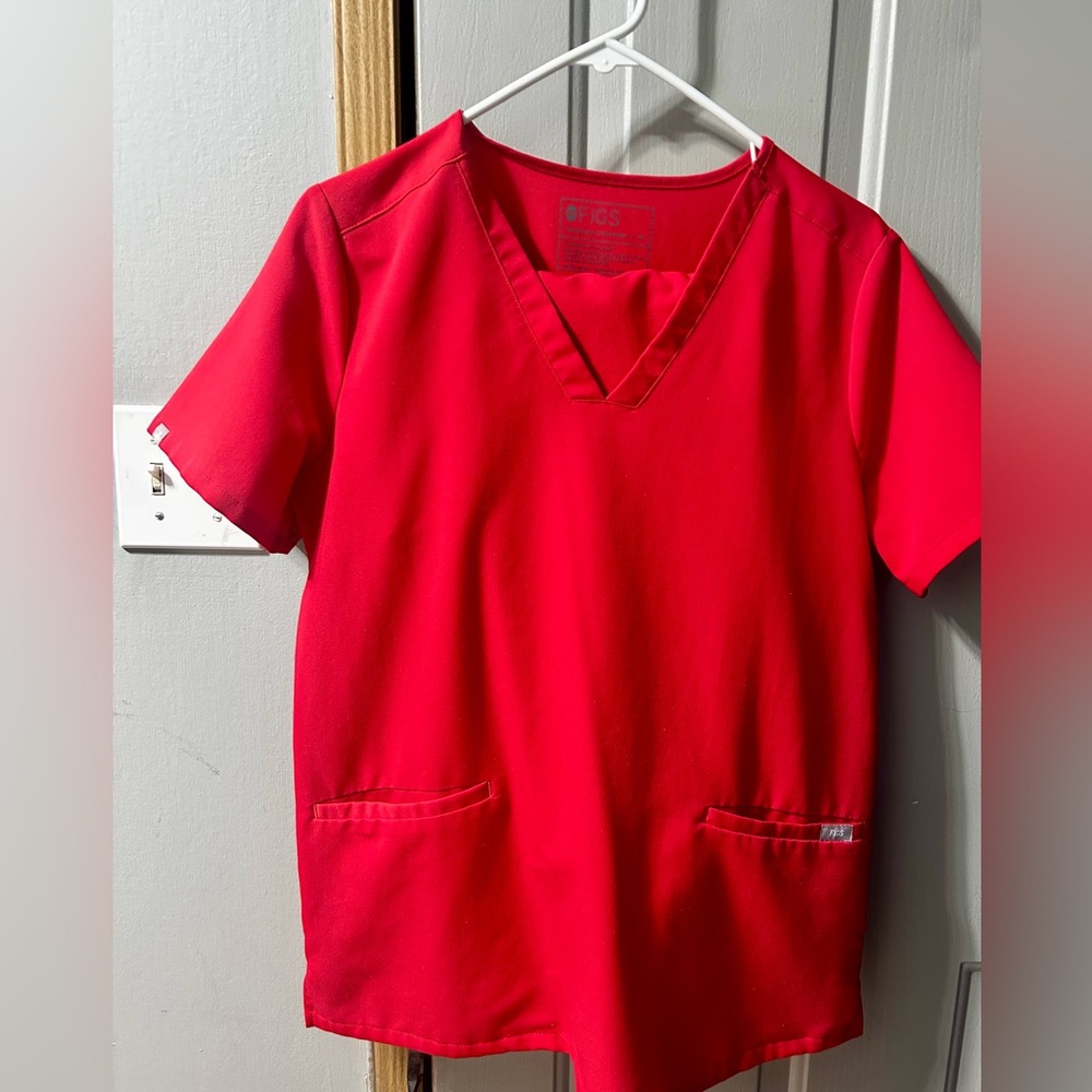 Figs Red Women's Scrub set